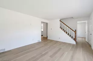 2245 Richmond Rd, Cuyahoga Falls, OH 44221 - Photo 15