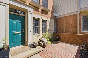 19942 Chagrin Blvd, Huber Heights, OH 44122 - Photo 9