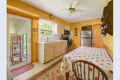 3112 N Bender Avenue, Akron, OH 44319 - Photo 7