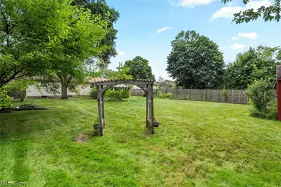 3112 N Bender Avenue, Akron, OH 44319 - Photo 11