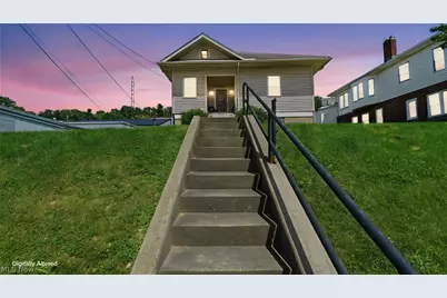 2005 E Wheeling Avenue, Cambridge, OH 43725 - Photo 1