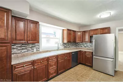 1102 Diagonal Road, Akron, OH 44320 - Photo 15