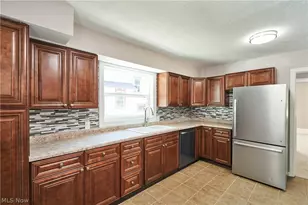 1102 Diagonal Rd, Akron, OH 44320 - Photo 15