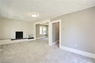 1102 Diagonal Rd, Akron, OH 44320 - Photo 9