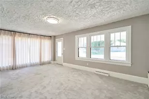1102 Diagonal Rd, Akron, OH 44320 - Photo 11