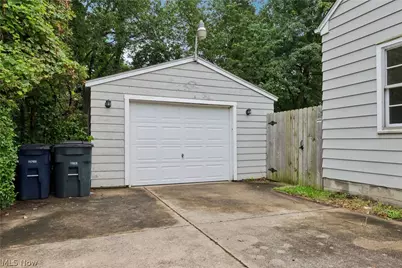 1237 Easton Drive, Akron, OH 44310 - Photo 23