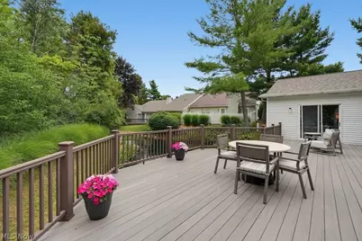 2089 Stillwood Lane, Akron, OH 44313 - Photo 45