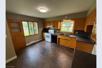928 S Broadway Street, New Philadelphia, OH 44663 - Photo 11
