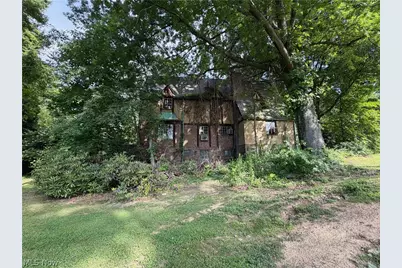946 Park Boulevard W, East Liverpool, OH 43920 - Photo 11