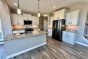 3459 Wicker St NE, Canton, OH 44721 - Photo 7