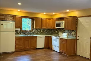 8020 Arbon Dr, Millersburg, OH 44654 - Photo 5