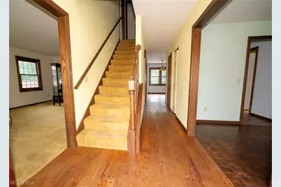 241 Kent Circle NE, New Philadelphia, OH 44663 - Photo 7