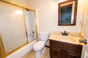 241 Kent Cir NE, New Philadelphia, OH 44663 - Photo 19