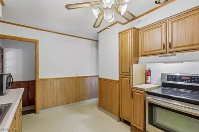 901 S Belle Vista Avenue, Youngstown, OH 44509 - Photo 9