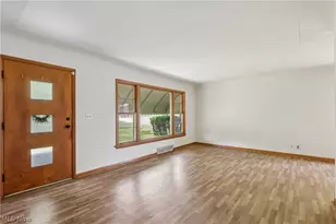 901 S Belle Vista Ave, Youngstown, OH 44509 - Photo 3