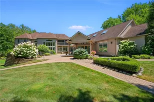 10611 Castle Pines Cir, Concord Twp, OH 44077 - Photo 49