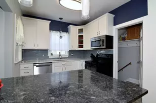 1190 Gladys Ave, Oakwood, OH 44107 - Photo 19