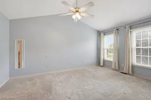 533 Continental Dr, Sagamore Hills, OH 44067 - Photo 23