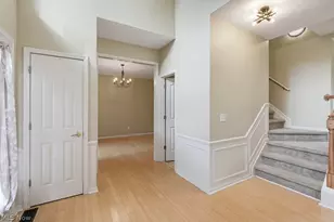 533 Continental Dr, Sagamore Hills, OH 44067 - Photo 13
