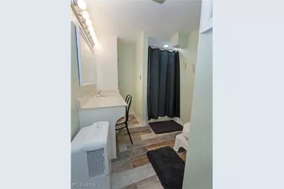 510 Hilbish Avenue, Akron, OH 44312 - Photo 23