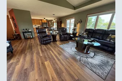 33065 Cobblestone Circle, North Ridgeville, OH 44039 - Photo 11