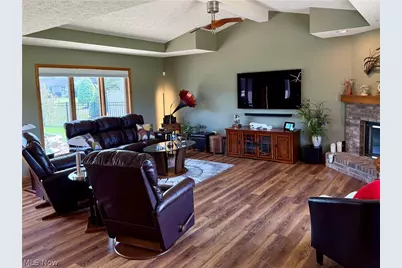 33065 Cobblestone Circle, North Ridgeville, OH 44039 - Photo 3