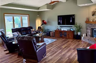 33065 Cobblestone Cir, North Ridgeville, OH 44039 - Photo 3