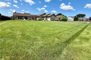 33065 Cobblestone Cir, North Ridgeville, OH 44039 - Photo 29