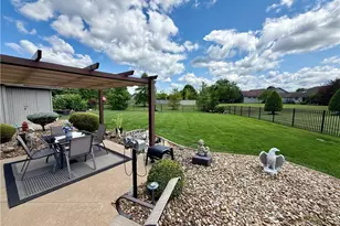 33065 Cobblestone Cir, North Ridgeville, OH 44039 - Photo 27