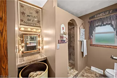 1811 Washington Boulevard, Belpre, OH 45714 - Photo 13