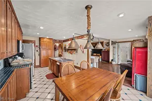 1811 Washington Blvd, Belpre, OH 45714 - Photo 9
