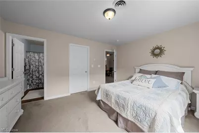 2469 Waterford Pointe Drive, Kent, OH 44240 - Photo 25