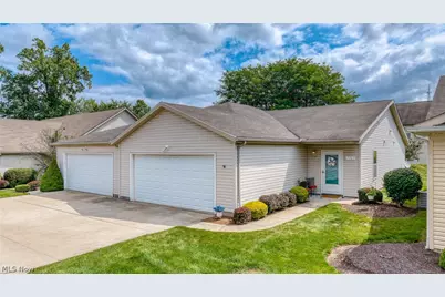 2469 Waterford Pointe Drive, Kent, OH 44240 - Photo 1