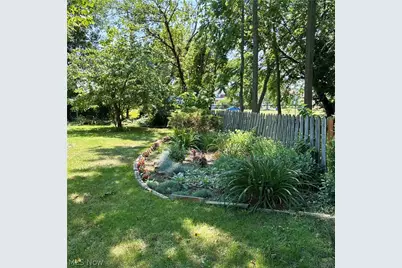 1327 W 9th Street, Lorain, OH 44052 - Photo 31