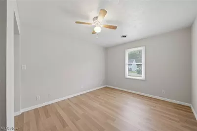 3121 3rd Street SE, Canton, OH 44707 - Photo 15