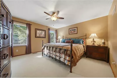7855 Hearthstone Avenue NW, North Canton, OH 44720 - Photo 29