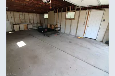 654 Poplar Street, Elyria, OH 44035 - Photo 17