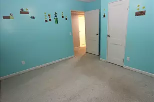654 Poplar St, Elyria, OH 44035 - Photo 11