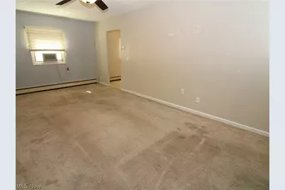 654 Poplar Street, Elyria, OH 44035 - Photo 7