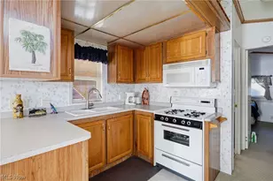 7420 E Bayshore Rd, Marblehead, OH 43440 - Photo 15