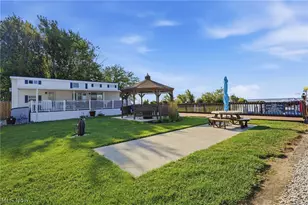7420 E Bayshore Rd, Marblehead, OH 43440 - Photo 23