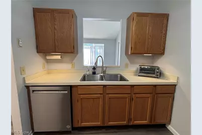 7272 Village Drive, Concord Twp, OH 44060 - Photo 21
