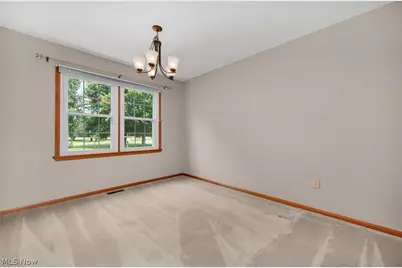 33640 Brokaw Road, Columbia Station, OH 44028 - Photo 11