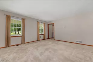 33640 Brokaw Rd, Columbia Station, OH 44028 - Photo 9