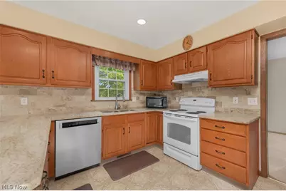 33640 Brokaw Road, Columbia Station, OH 44028 - Photo 15