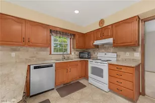 33640 Brokaw Rd, Columbia Station, OH 44028 - Photo 15