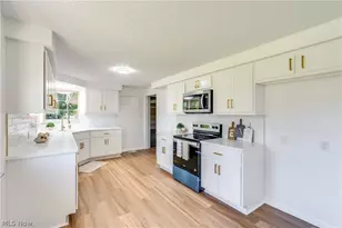 15234 Orrville St NW, North Lawrence, OH 44666 - Photo 13