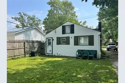 7693 Holly Drive, Mentor on the Lake, OH 44060 - Photo 3
