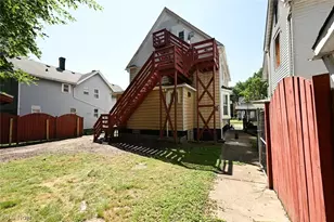 537 E Buchtel Ave, Akron, OH 44304 - Photo 9