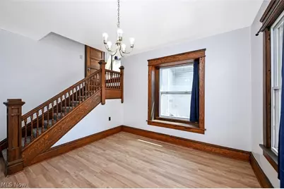 537 E Buchtel Avenue, Akron, OH 44304 - Photo 15